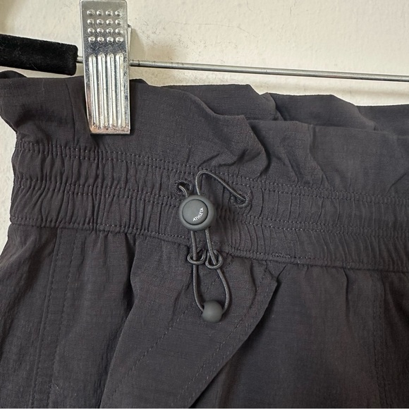 Athleta Trekkie High Rise Parachute Pants In Black Size 8 - Picture 9 of 13